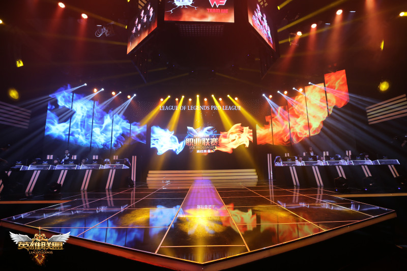 IG团队协作制胜：视野控制与打野入侵野区奠定优势，中期团战碾压、大龙buff推进终结比赛